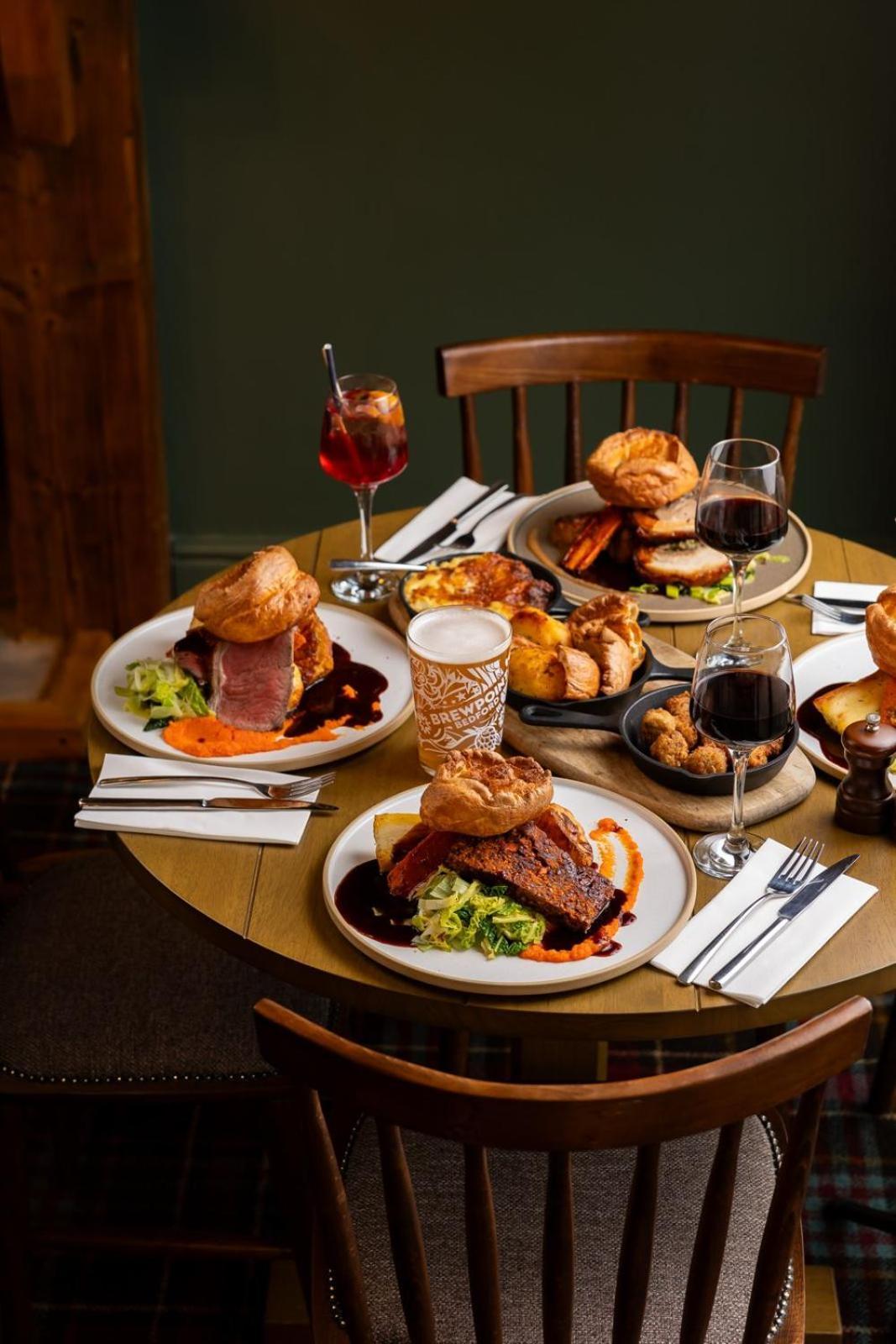 The Olde Coach House Inn Ashby Saint Ledgers Kültér fotó